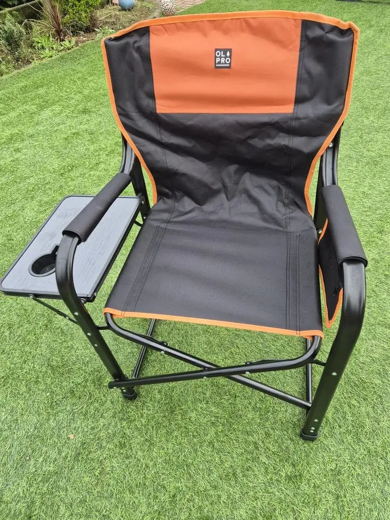 OLPRO Deluxe Director's Chair with side table